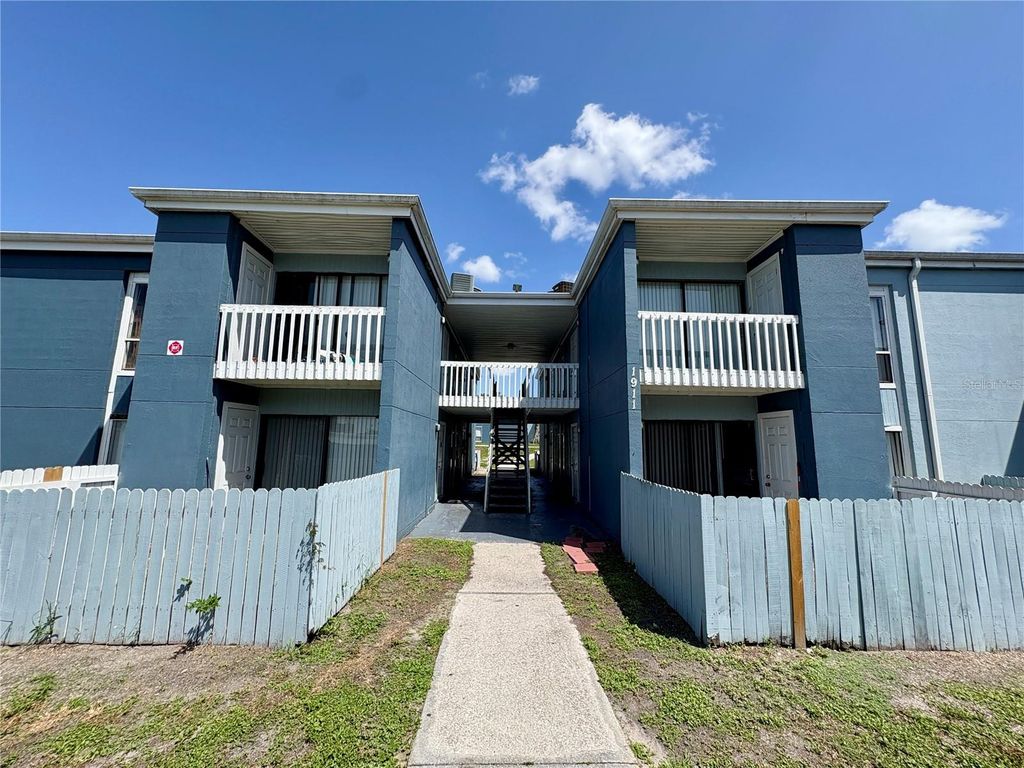 1911 5TH STREET W E, Bradenton, FL 34205