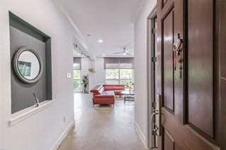4515 Briar Hollow Place Place 307, Houston, TX 77027