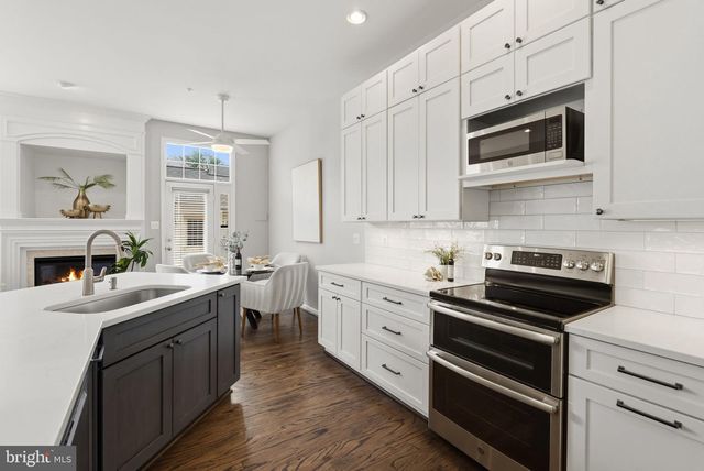 1324 MAIN MEWS, Gaithersburg, MD 20878
