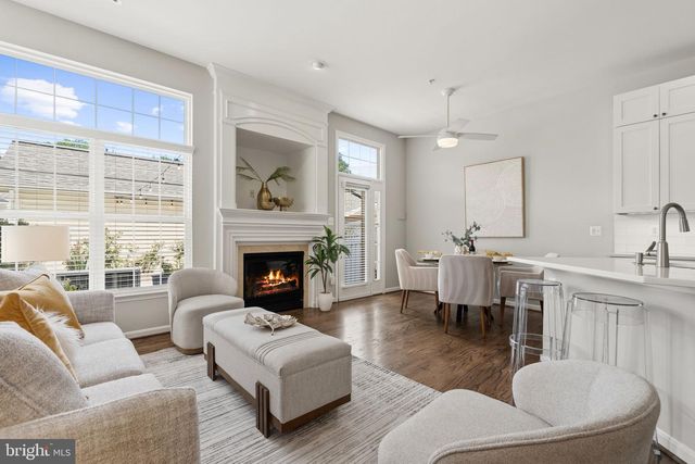1324 MAIN MEWS, Gaithersburg, MD 20878