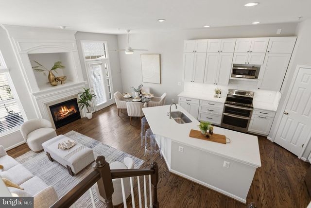 1324 MAIN MEWS, Gaithersburg, MD 20878