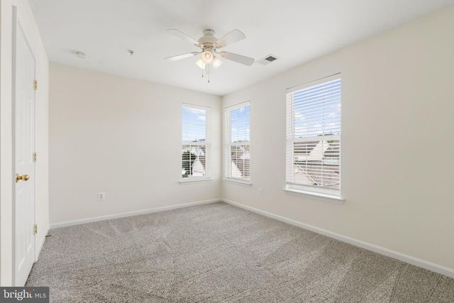 1324 MAIN MEWS, Gaithersburg, MD 20878