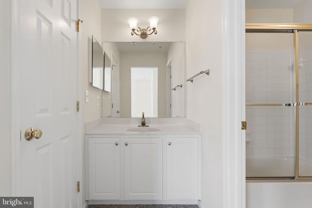 1324 MAIN MEWS, Gaithersburg, MD 20878
