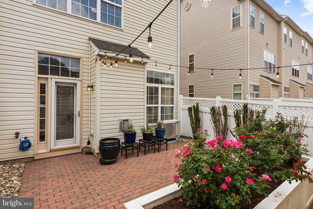 1324 MAIN MEWS, Gaithersburg, MD 20878