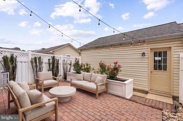 1324 MAIN MEWS, Gaithersburg, MD 20878