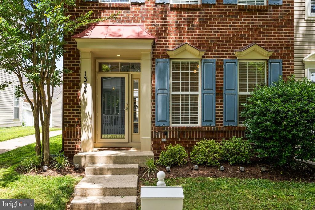 1324 MAIN MEWS, Gaithersburg, MD 20878