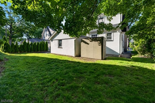 400 Elmwood Ave, Maplewood Twp., NJ 07040