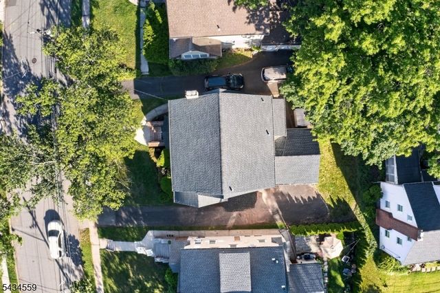 400 Elmwood Ave, Maplewood Twp., NJ 07040