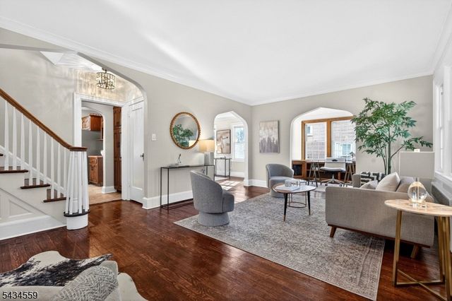 400 Elmwood Ave, Maplewood Twp., NJ 07040
