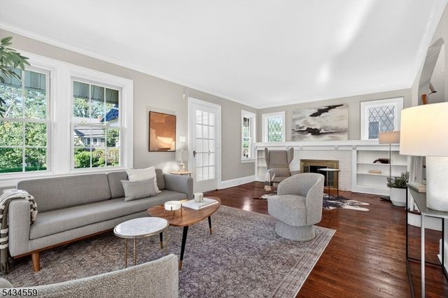 400 Elmwood Ave, Maplewood Twp., NJ 07040