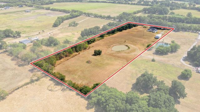 1350 County Road 4040, Ector, TX 75479