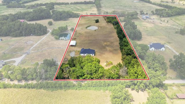 1350 County Road 4040, Ector, TX 75479