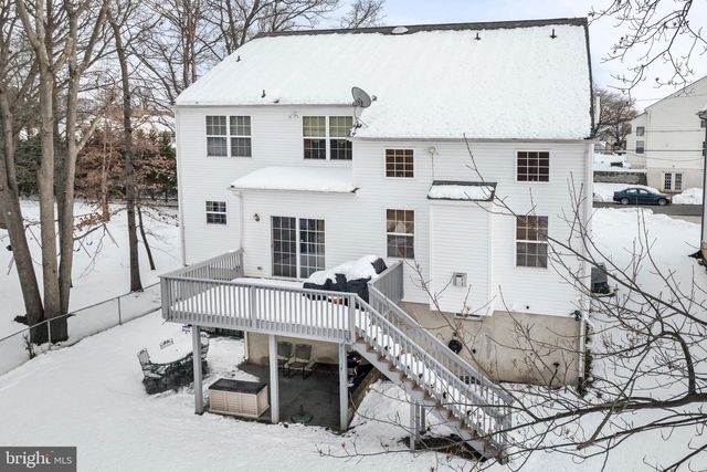 325 ASHLAND AVE, Lawnside, NJ 08045