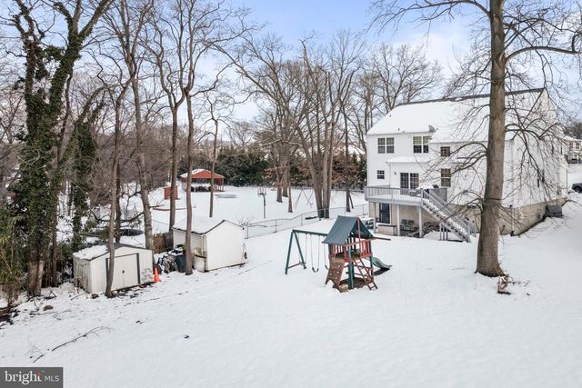 325 ASHLAND AVE, Lawnside, NJ 08045