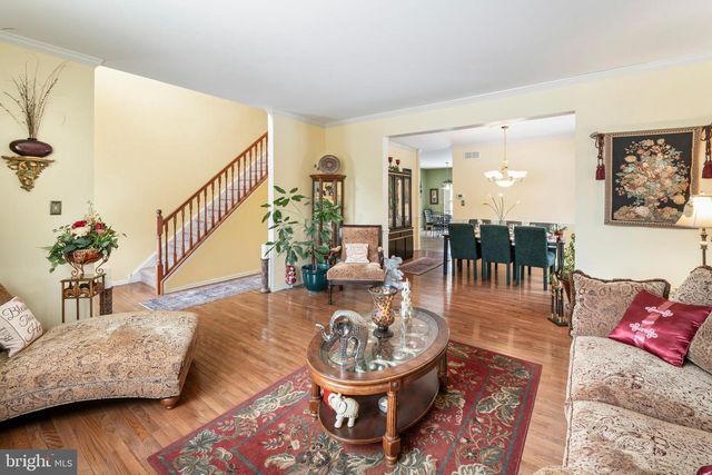 325 ASHLAND AVE, Lawnside, NJ 08045