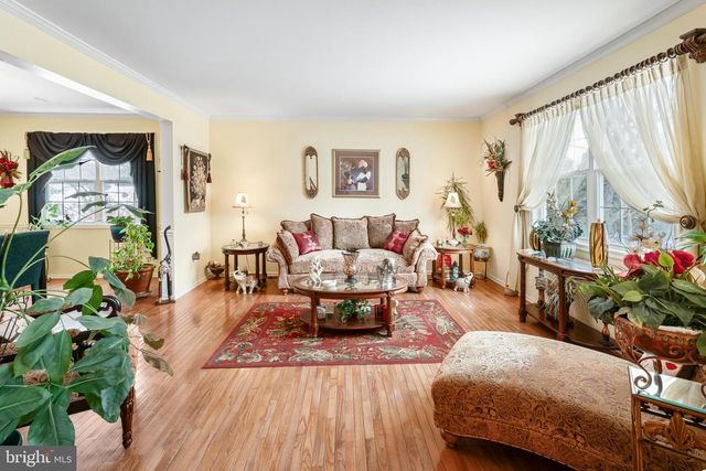 325 ASHLAND AVE, Lawnside, NJ 08045