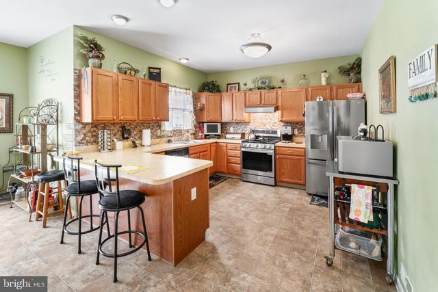 325 ASHLAND AVE, Lawnside, NJ 08045