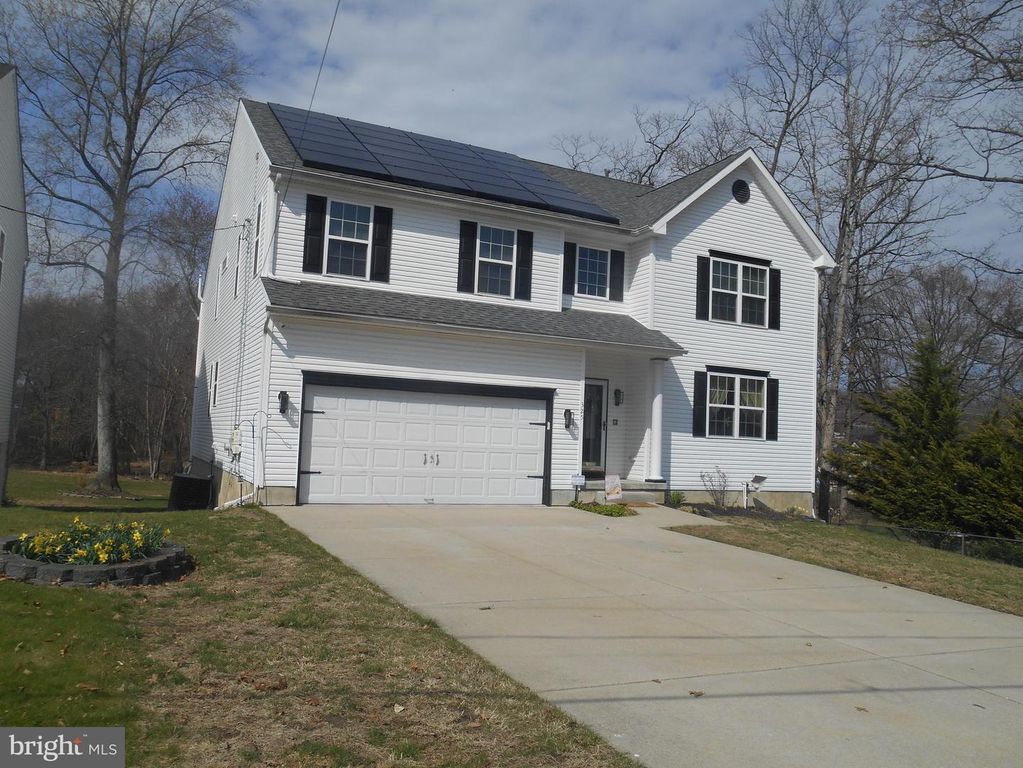 325 ASHLAND AVE, Lawnside, NJ 08045