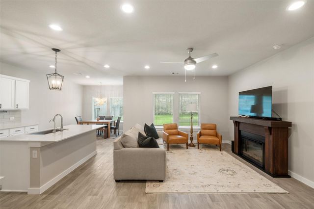 12268 Council Grove Drive, Conroe, TX 77384