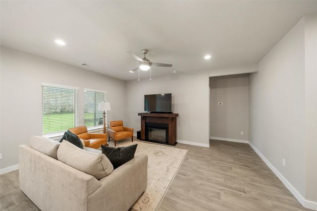 12268 Council Grove Drive, Conroe, TX 77384