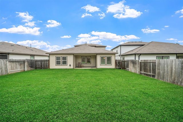 12268 Council Grove Drive, Conroe, TX 77384