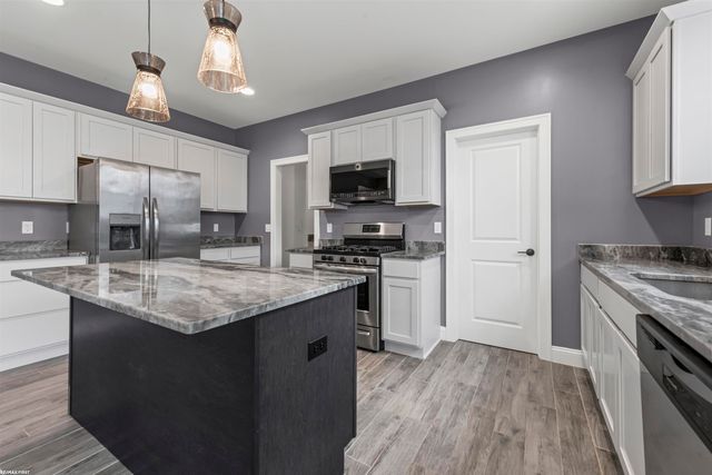 47359 Bayside Circle, Chesterfield Twp, MI 48047