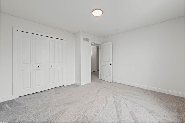 47359 Bayside Circle, Chesterfield Twp, MI 48047