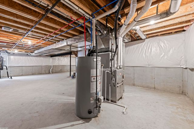 47359 Bayside Circle, Chesterfield Twp, MI 48047