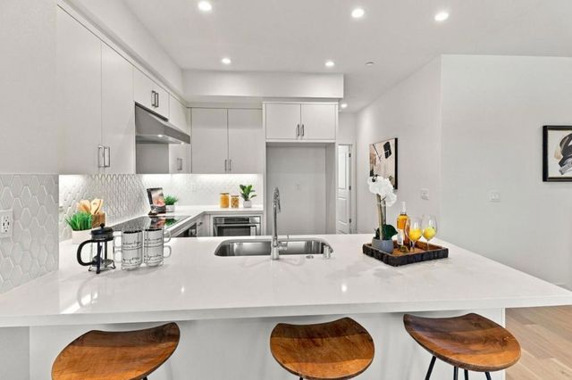1105 Juana Court, Palo Alto, CA 94303