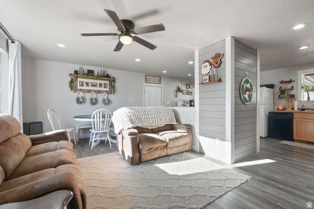 648 W 2200 N, Clinton, UT 84015