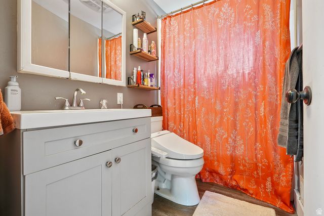 648 W 2200 N, Clinton, UT 84015