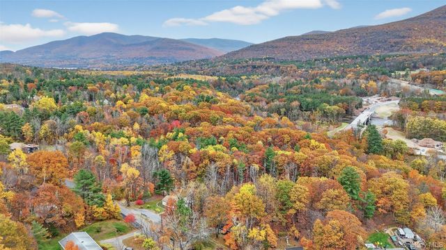 74 Upper Boiceville Road, Boiceville, NY 12412