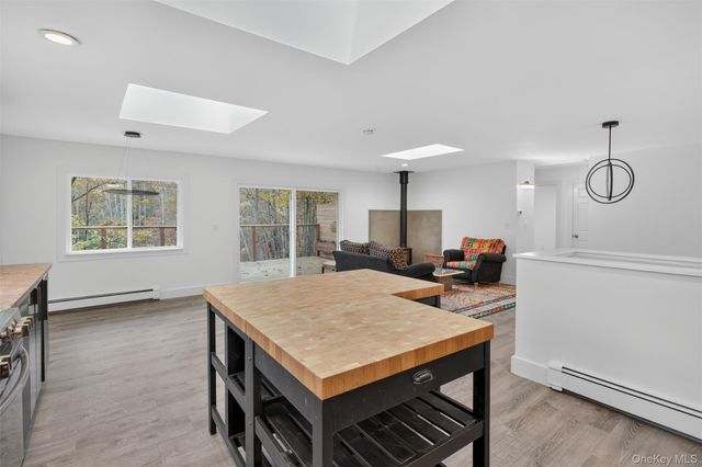 74 Upper Boiceville Road, Boiceville, NY 12412