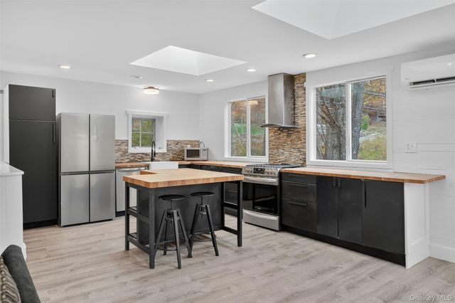 74 Upper Boiceville Road, Boiceville, NY 12412