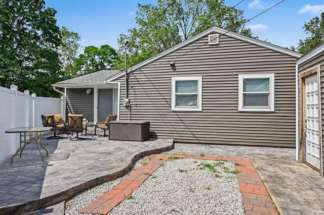 1420 Joyce Drive, South Bend, IN 46616