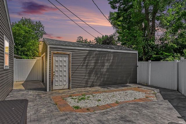 1420 Joyce Drive, South Bend, IN 46616