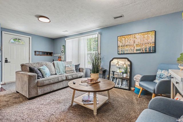 1420 Joyce Drive, South Bend, IN 46616