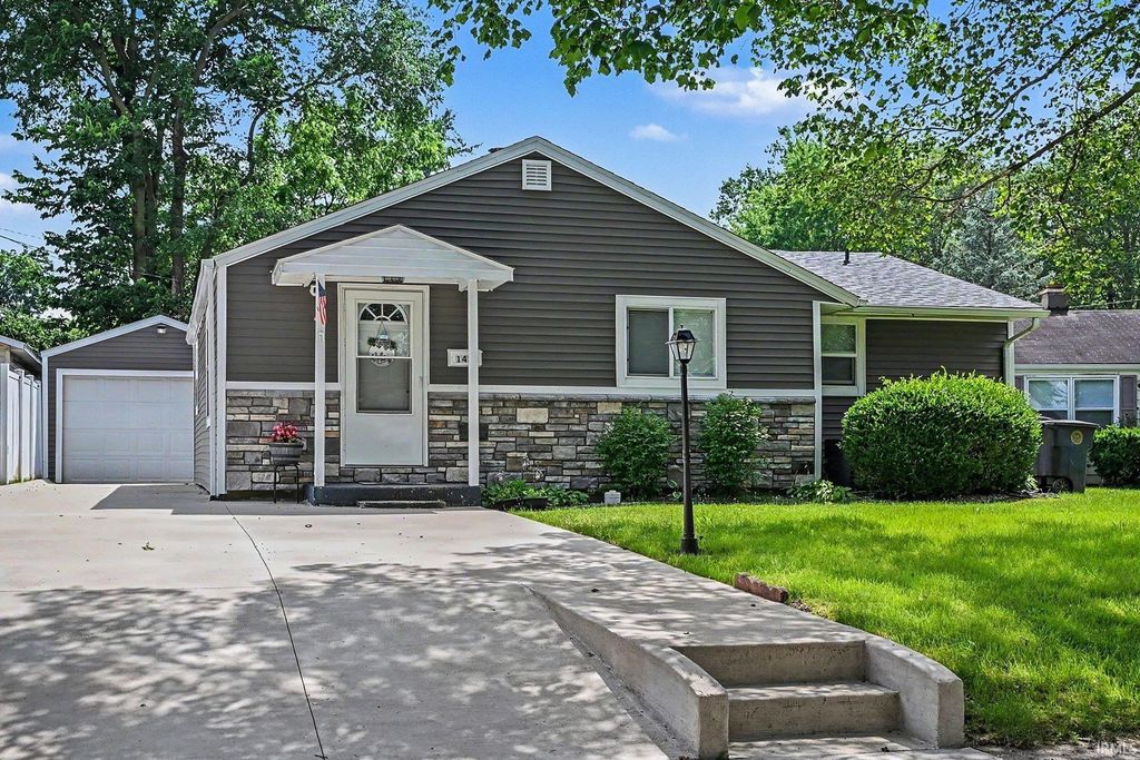 1420 Joyce Drive, South Bend, IN 46616