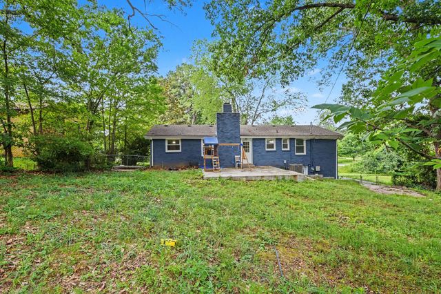 123 Stone Mountain Rd, Clarksville, TN 37042