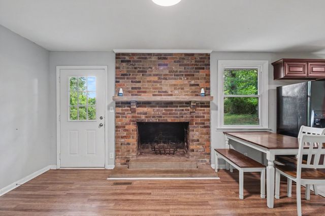 123 Stone Mountain Rd, Clarksville, TN 37042