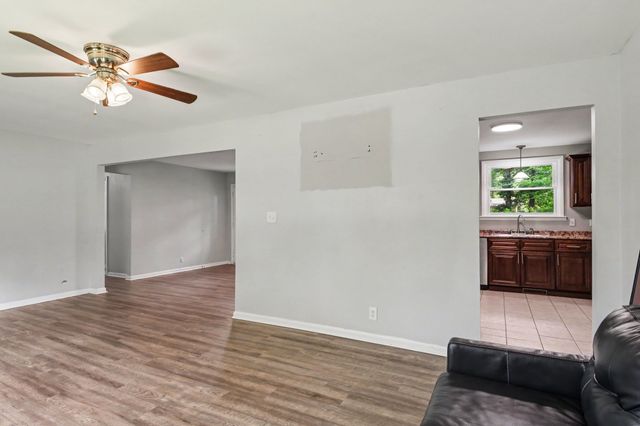 123 Stone Mountain Rd, Clarksville, TN 37042