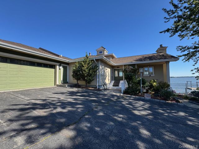 3391 Country Club Road 10, Bronx, NY 10465