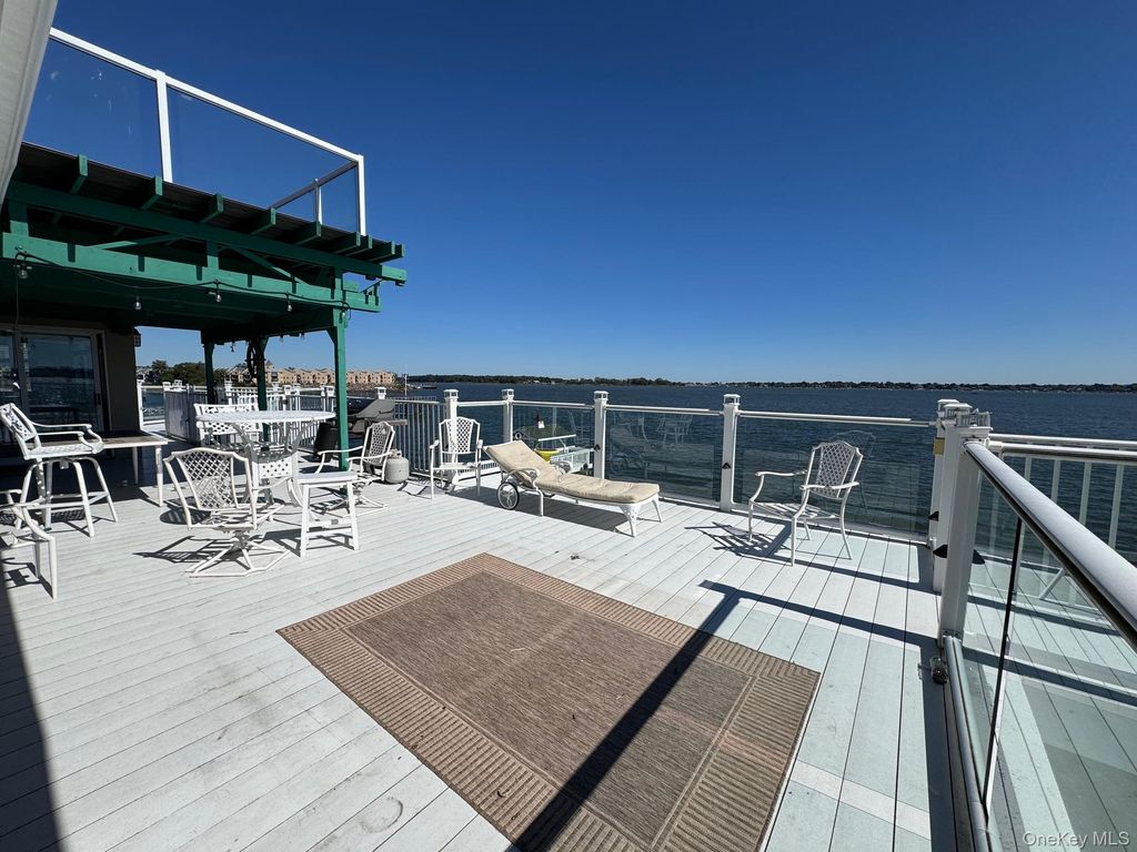 3391 Country Club Road 10, Bronx, NY 10465