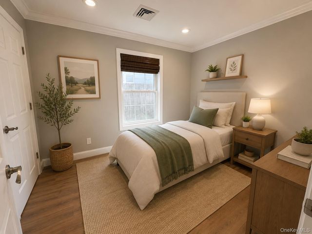 30 Harding Road, Ronkonkoma, NY 11779