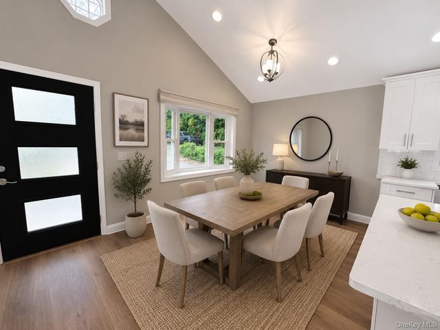 30 Harding Road, Ronkonkoma, NY 11779