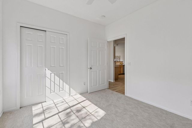 1336 Yorkshire Lane, Shakopee, MN 55379