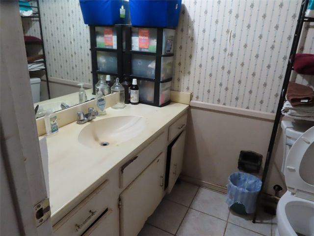 2113 Vail Drive, Garland, TX 75044