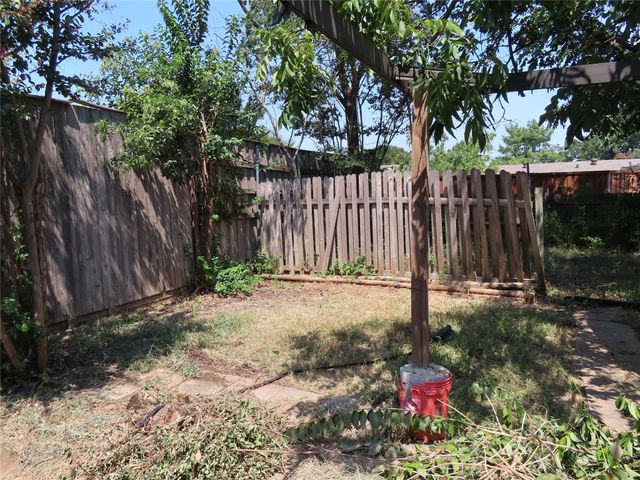 2113 Vail Drive, Garland, TX 75044