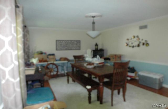 1536 Woodroyal East Drive, Chesterfield, MO 63017