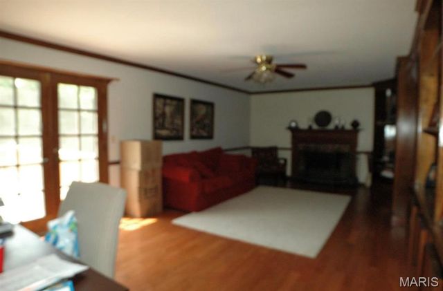 1536 Woodroyal East Drive, Chesterfield, MO 63017